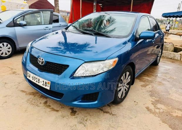 Toyota Corolla 2011 Blue