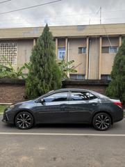 Toyota Corolla SE (1.8L 4cyl 6M) 2018 Gray for sale