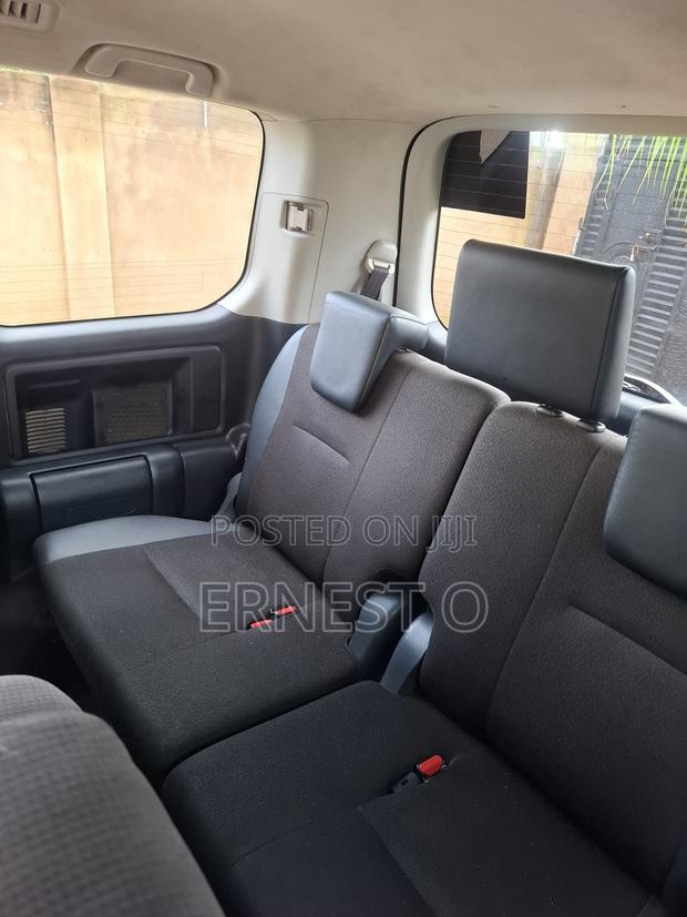 Toyota Voxy 2013 Black