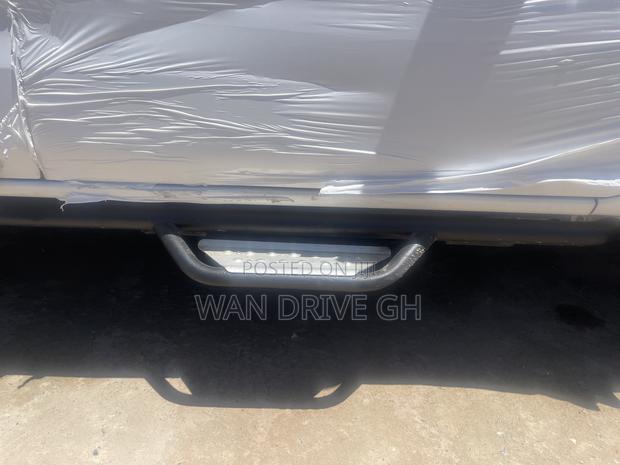 Nissan Navara 2018 White