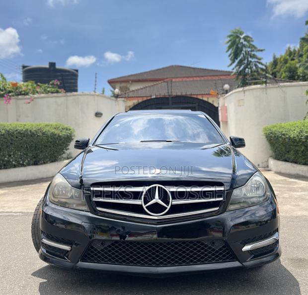 Mercedes-Benz C250 2014 Black