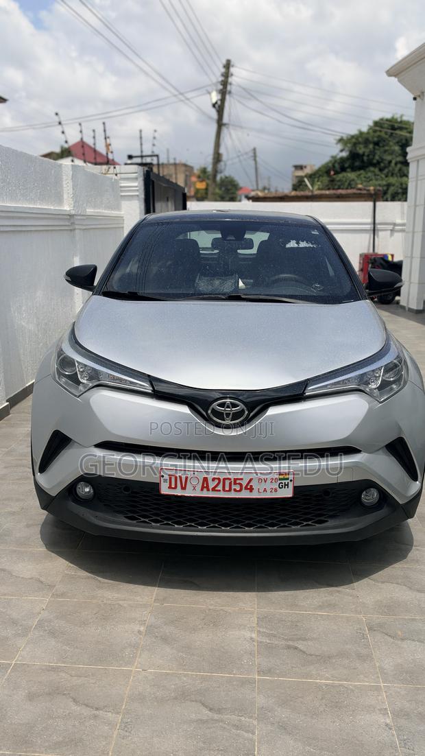 Toyota C-HR 2018 Silver