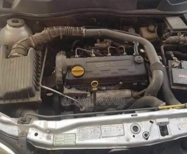 Opel Astra 1.6 2006 Silver