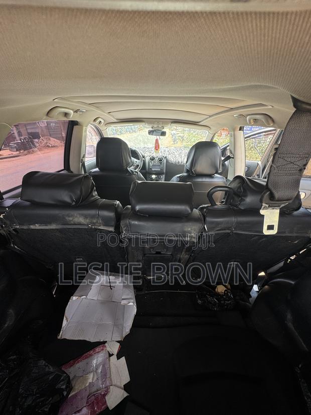 Nissan Qashqai 2012 Gray