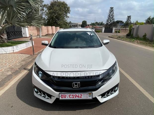 Honda Civic EX 4dr Hatchback (1.5L 4cyl) 2017 White