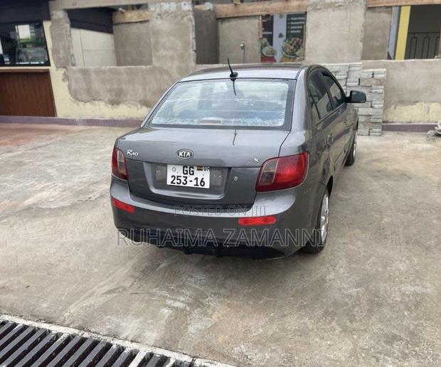 Kia Rio 1.4 High 2007 Gray