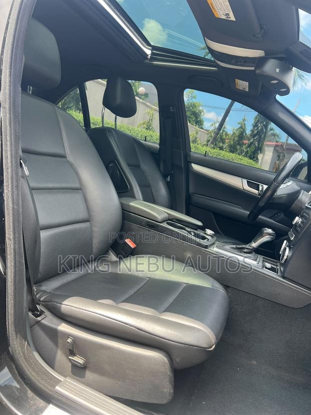 Mercedes-Benz C250 2014 Black