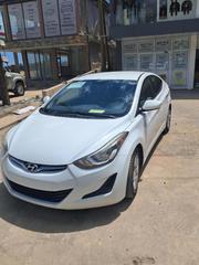 Hyundai Elantra Limited Sedan FWD (1.8L 4cyl 6A) 2016 White for sale