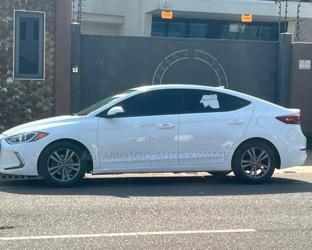 Hyundai Elantra ECO 2018 Off white