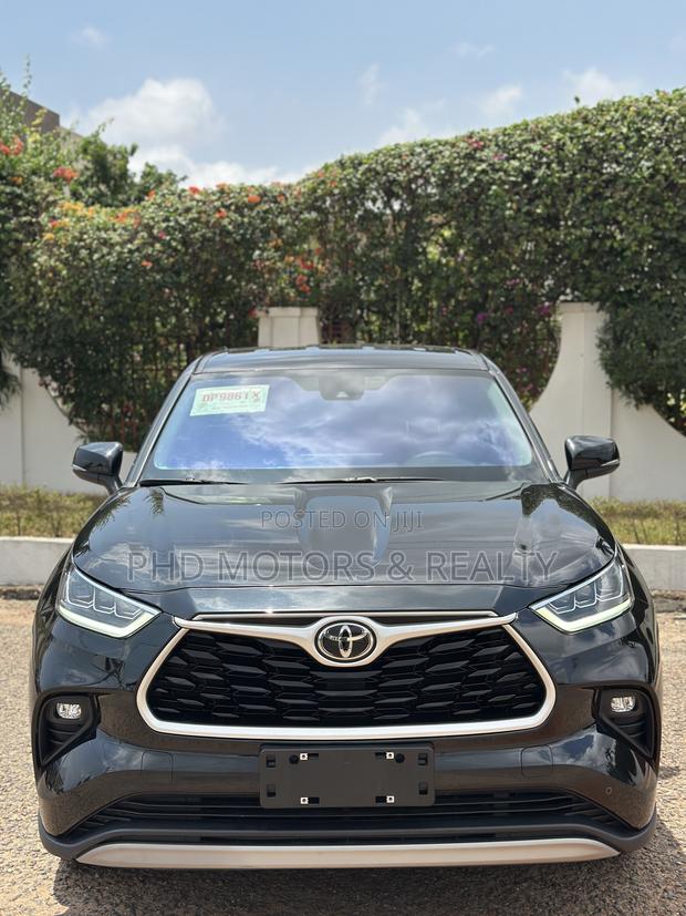 New Toyota Highlander Platinum 2025 Black