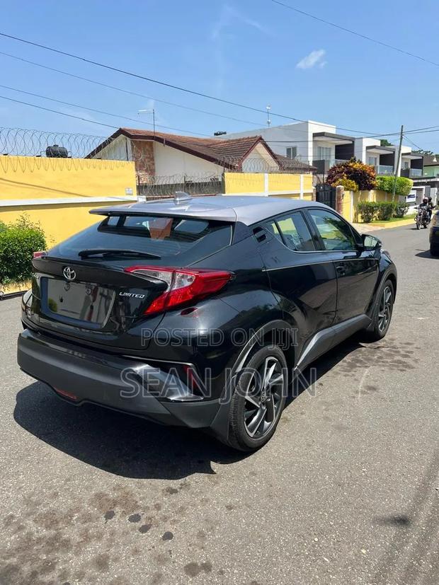 Toyota C-HR 2022 Black
