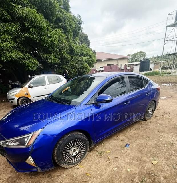 Hyundai Elantra 2020 Blue