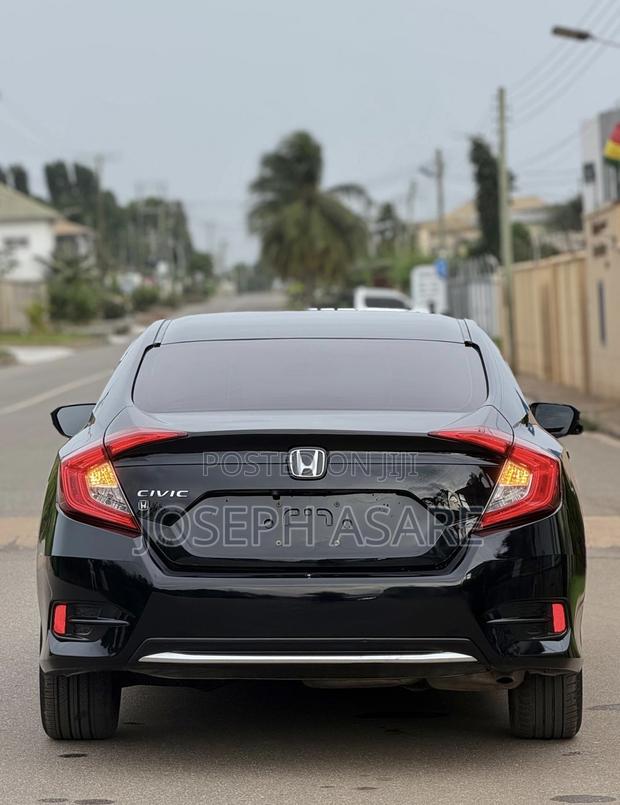 Honda Civic EX Coupe 2019 Black