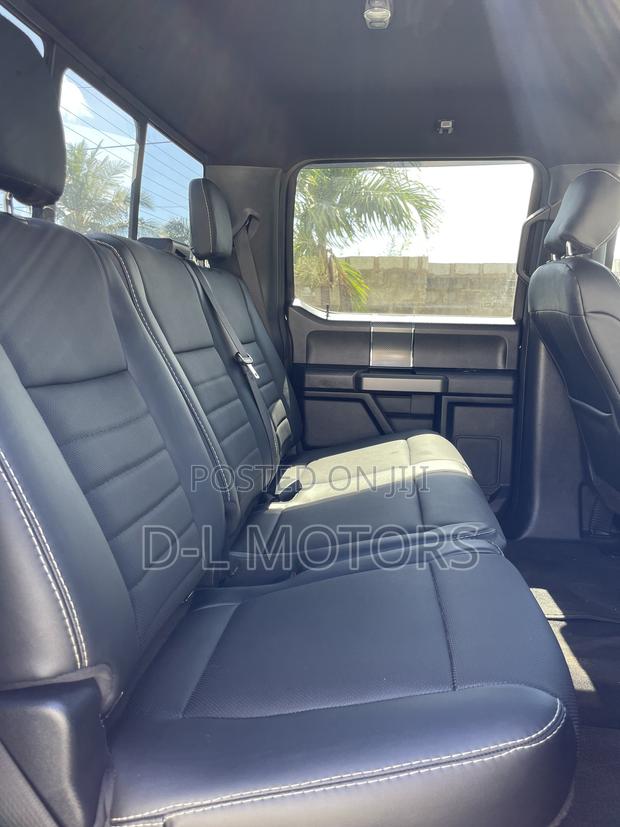 Ford F-150 XL 4x4 Regular Cab Styleside 8 ft. box 141 in. WB 2019 Brown
