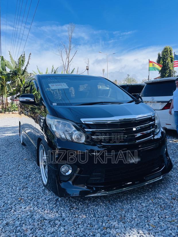 Toyota Alphard 2.4 Petrol FWD 2013 Black