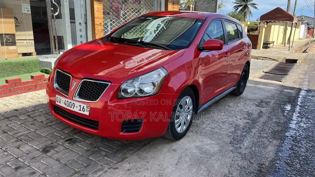 Pontiac Vibe 2010 Red