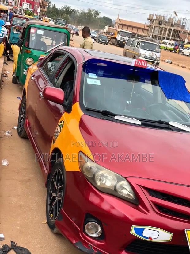 Toyota Corolla 2012 Red