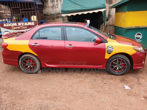 Toyota Corolla 2012 Red