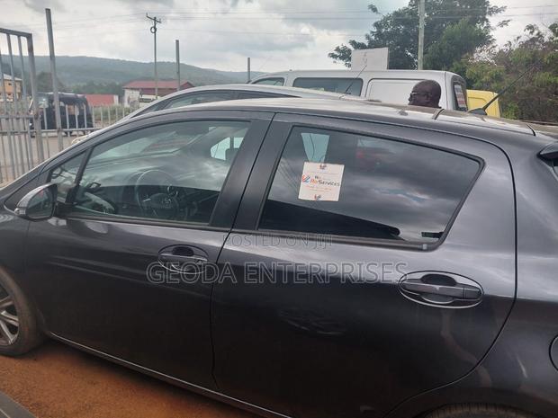Toyota Yaris 2014 Gray