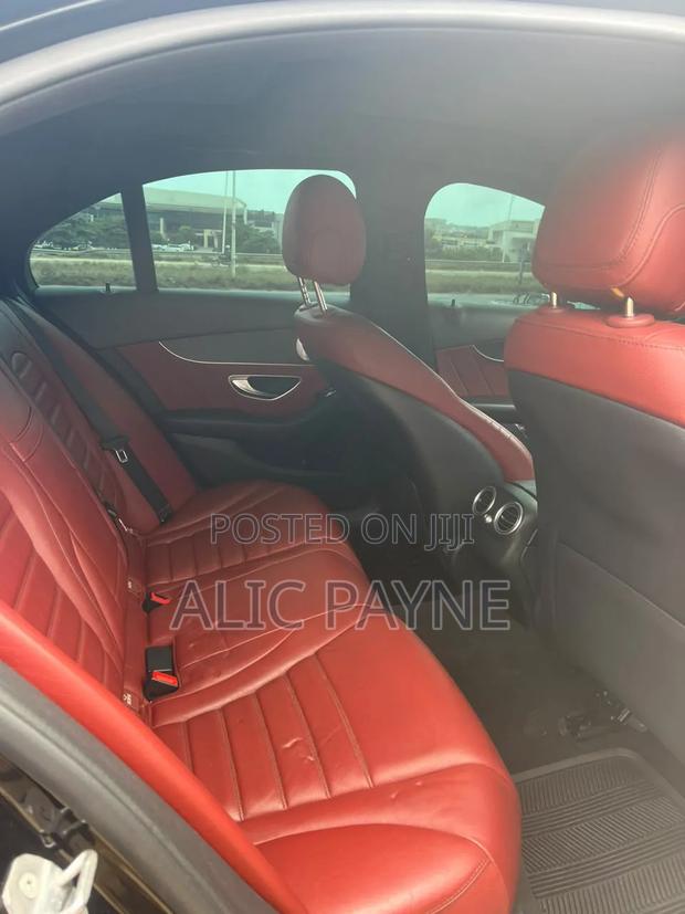 Mercedes-Benz C300 2021 Black