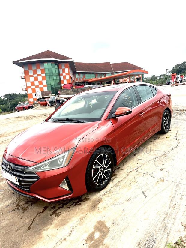 Hyundai Elantra Limited 2019 Red