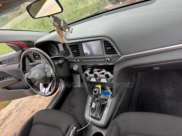 Hyundai Elantra Limited 2019 Red