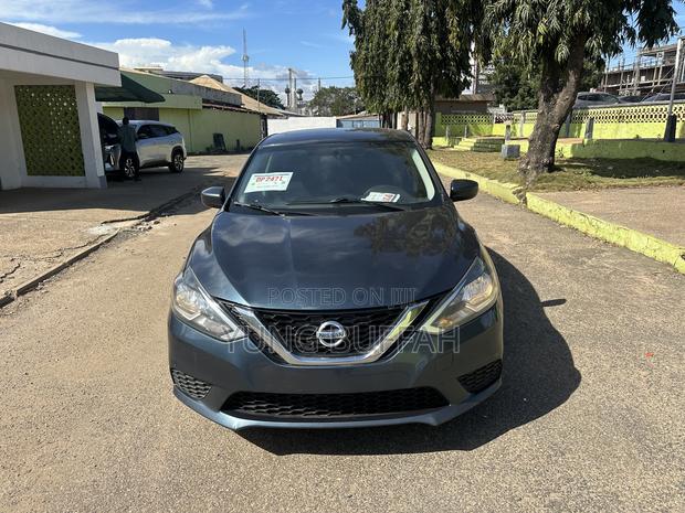 Nissan Sentra SR 2017 Gray