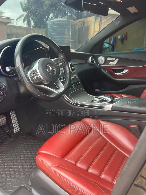 Mercedes-Benz C300 2021 Black