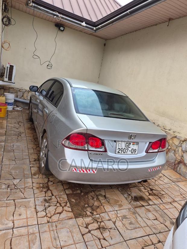 Honda Civic 1.8i VTEC 2009 Silver