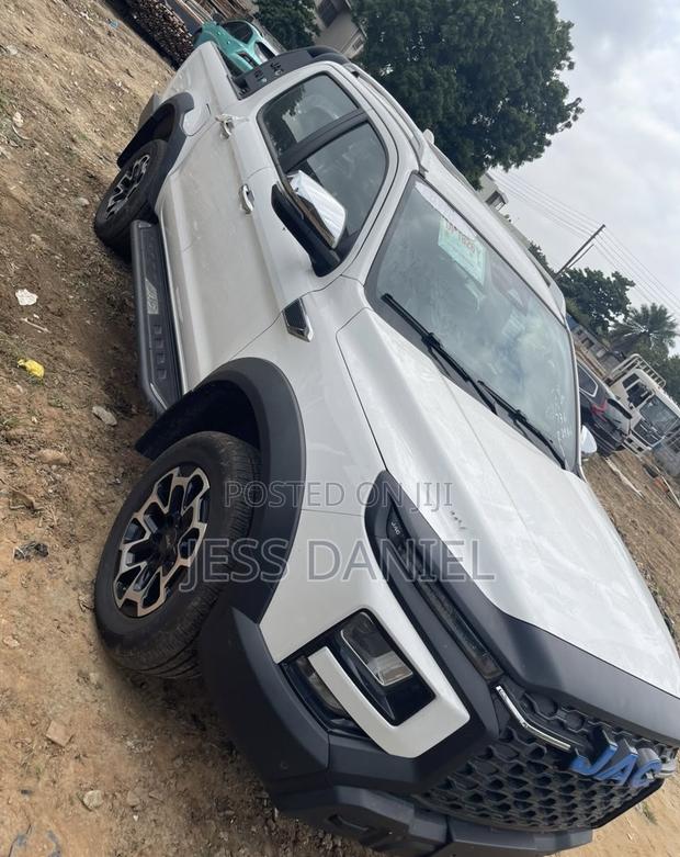 New JAC T8 2025 White