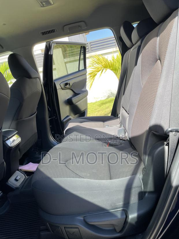 Toyota Highlander LE AWD 2023 Blue