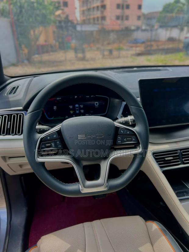 BYD Song Plus 1.5 CVT Hybrid FWD 2024 Gray