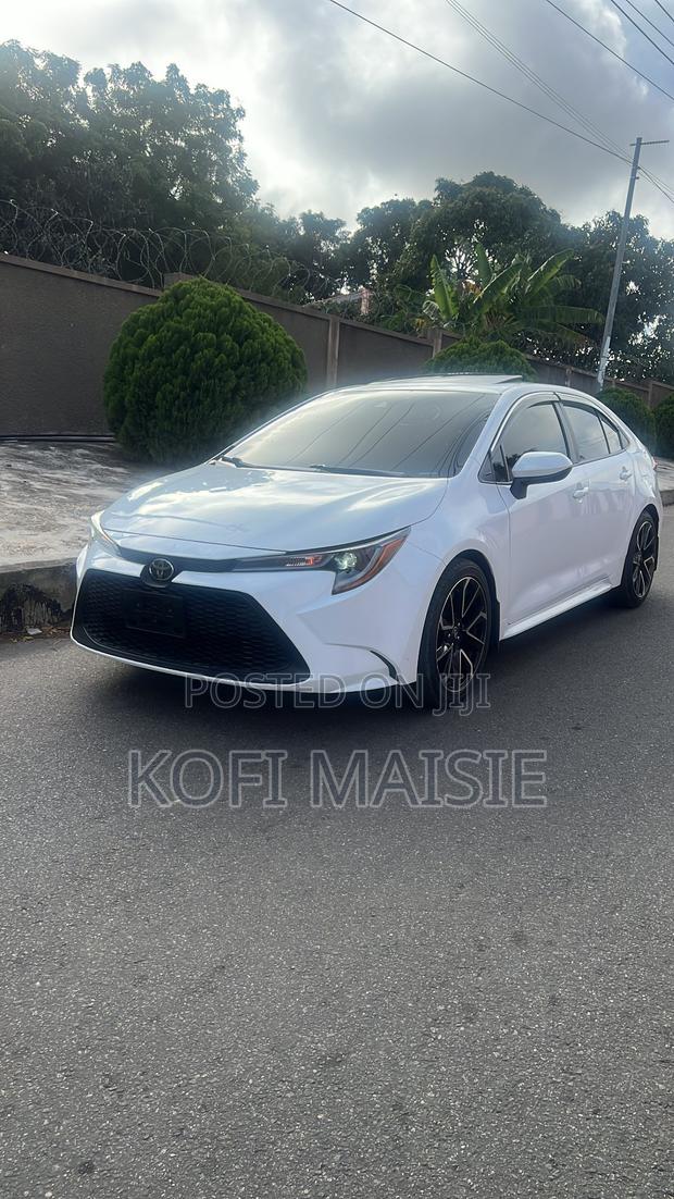 Toyota Corolla XSE 2021 White