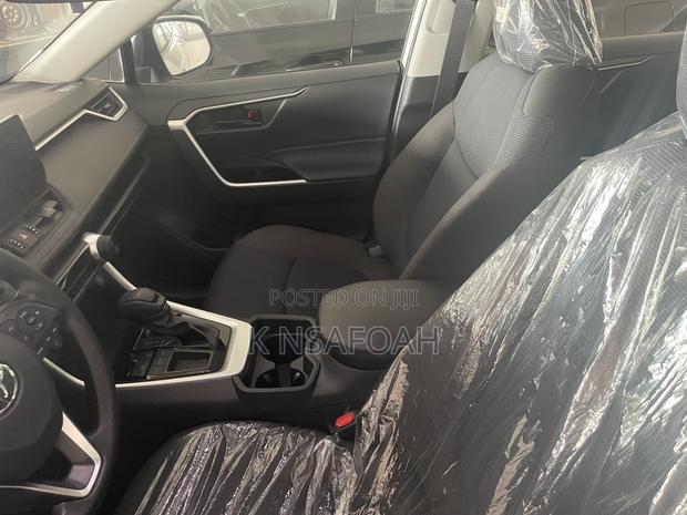 New Toyota RAV4 2024 White