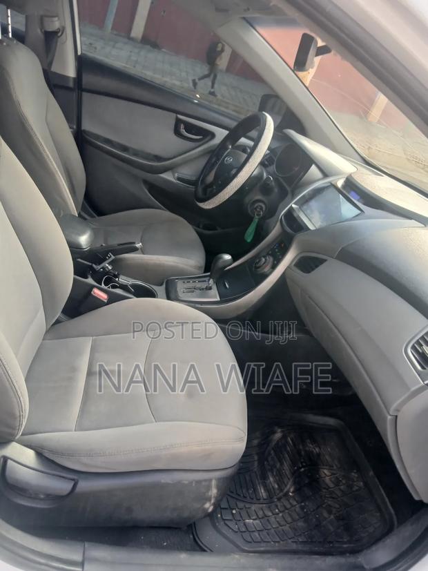 Hyundai Elantra 2013 White