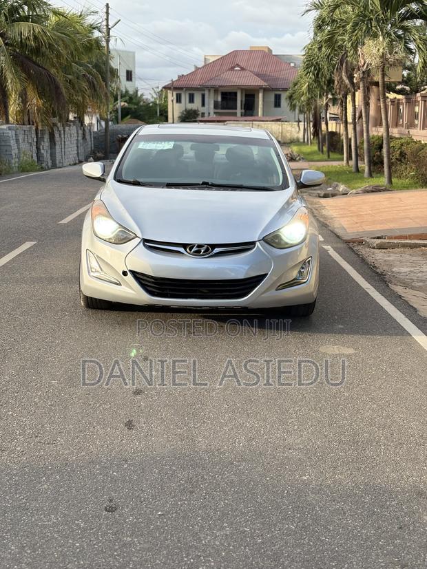 Hyundai Elantra Limited Sedan FWD (1.8L 4cyl 6A) 2013 Silver