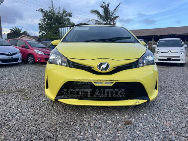 Toyota Vitz 1.3 AWD 3dr 2015 Yellow