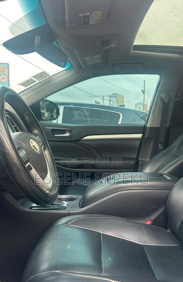 Toyota Highlander 2019 Gray