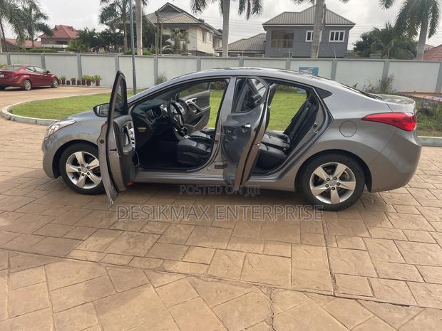 Hyundai Elantra 2015 Gray