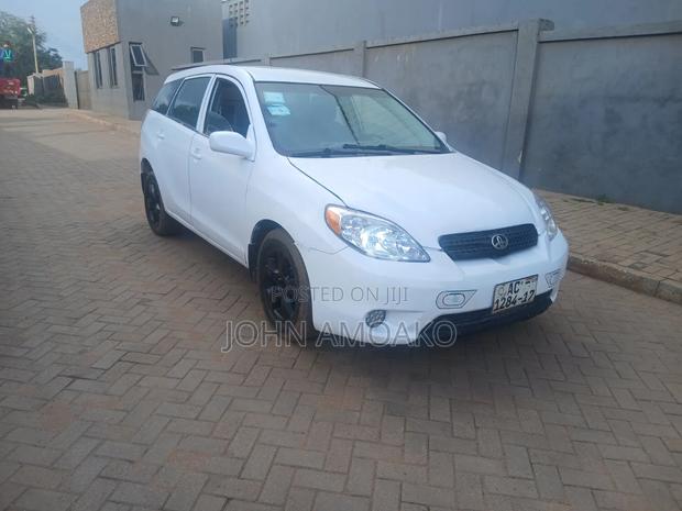 Toyota Matrix Hatchback 1.8 16V AWD 2007 White