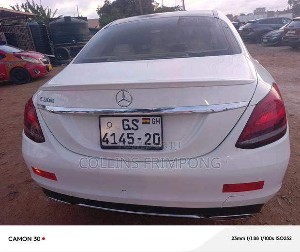 Mercedes-Benz C300 2020 White