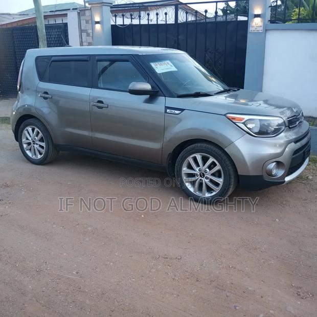 Kia Soul Hatchback 2018 Gray