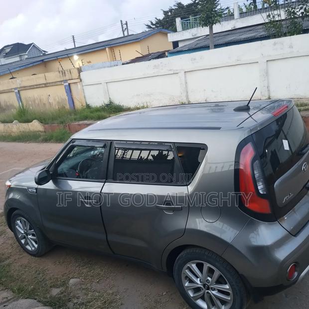 Kia Soul Hatchback 2018 Gray