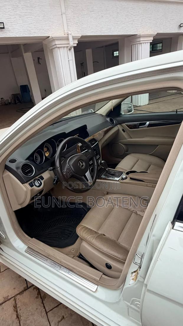 Mercedes-Benz C250 2012 White