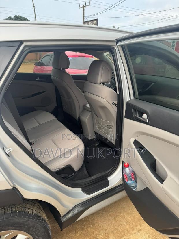 Hyundai Tucson 2018 Silver