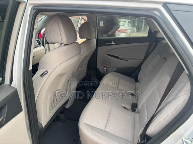 Hyundai Tucson 2018 Silver