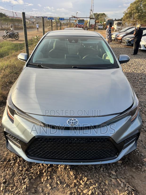 Toyota Corolla LE 2021 Gray