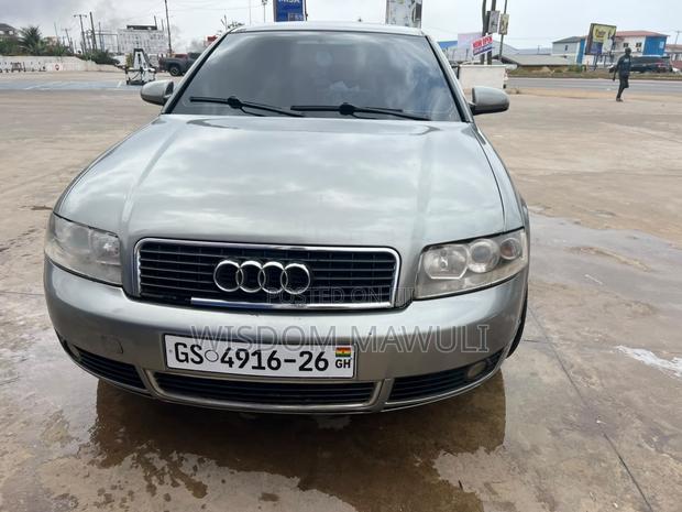 Audi A4 2010 Gray