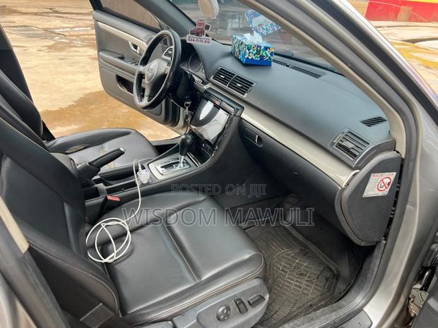 Audi A4 2010 Gray