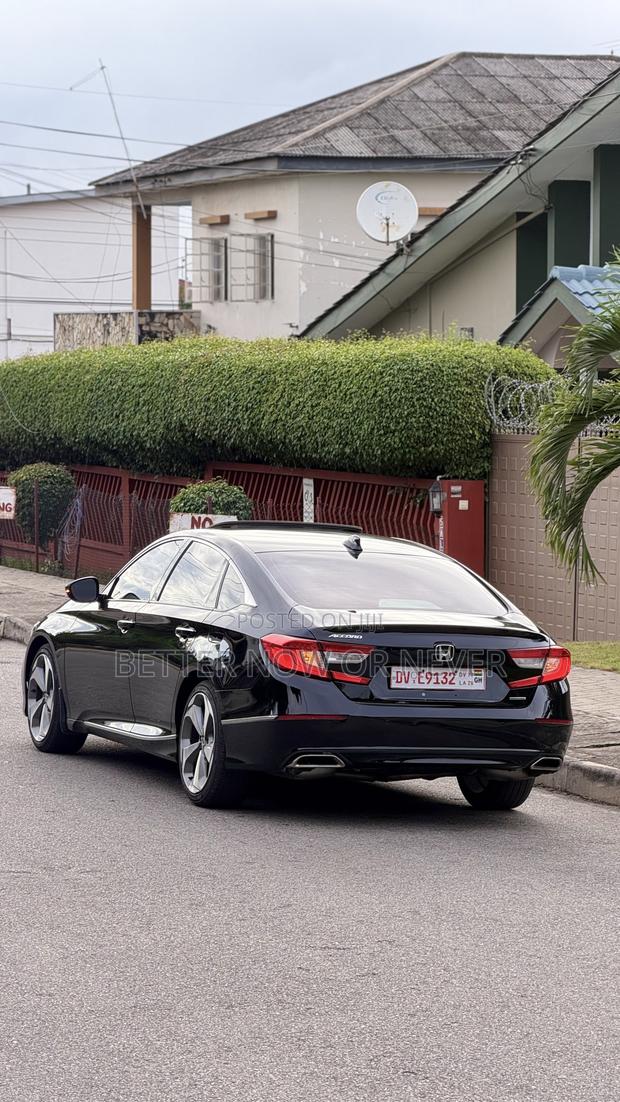 Honda Accord Touring 2018 Black